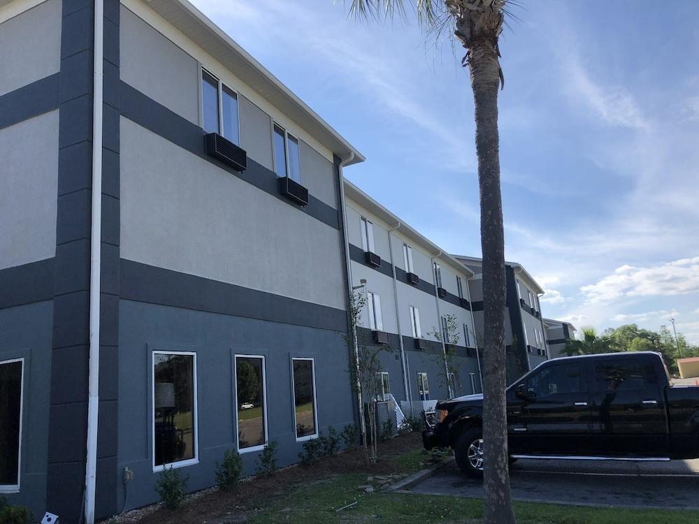 Best Western Plus Lafayette Vermilion River Inn & Suites Exterior photo