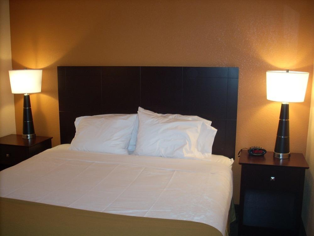 Best Western Plus Lafayette Vermilion River Inn & Suites Exterior photo