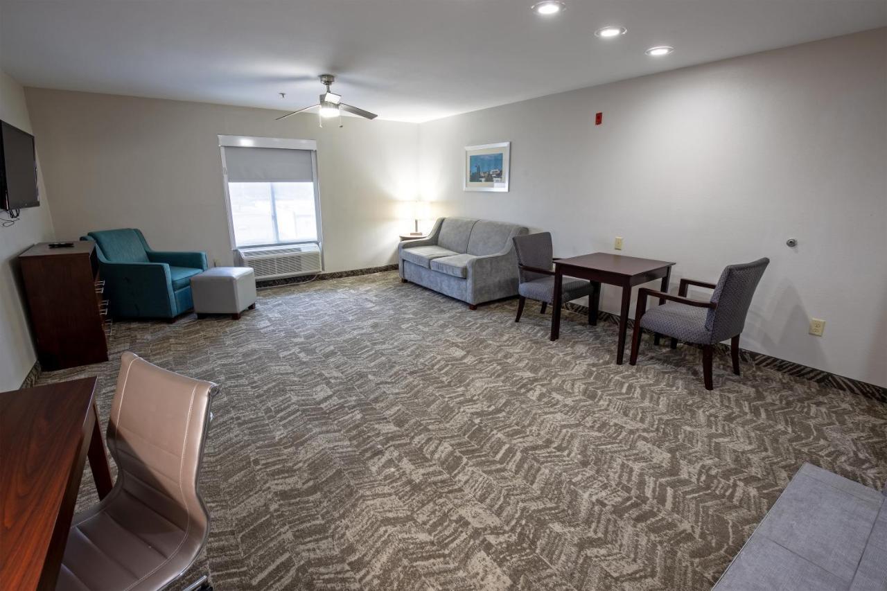 Best Western Plus Lafayette Vermilion River Inn & Suites Exterior photo