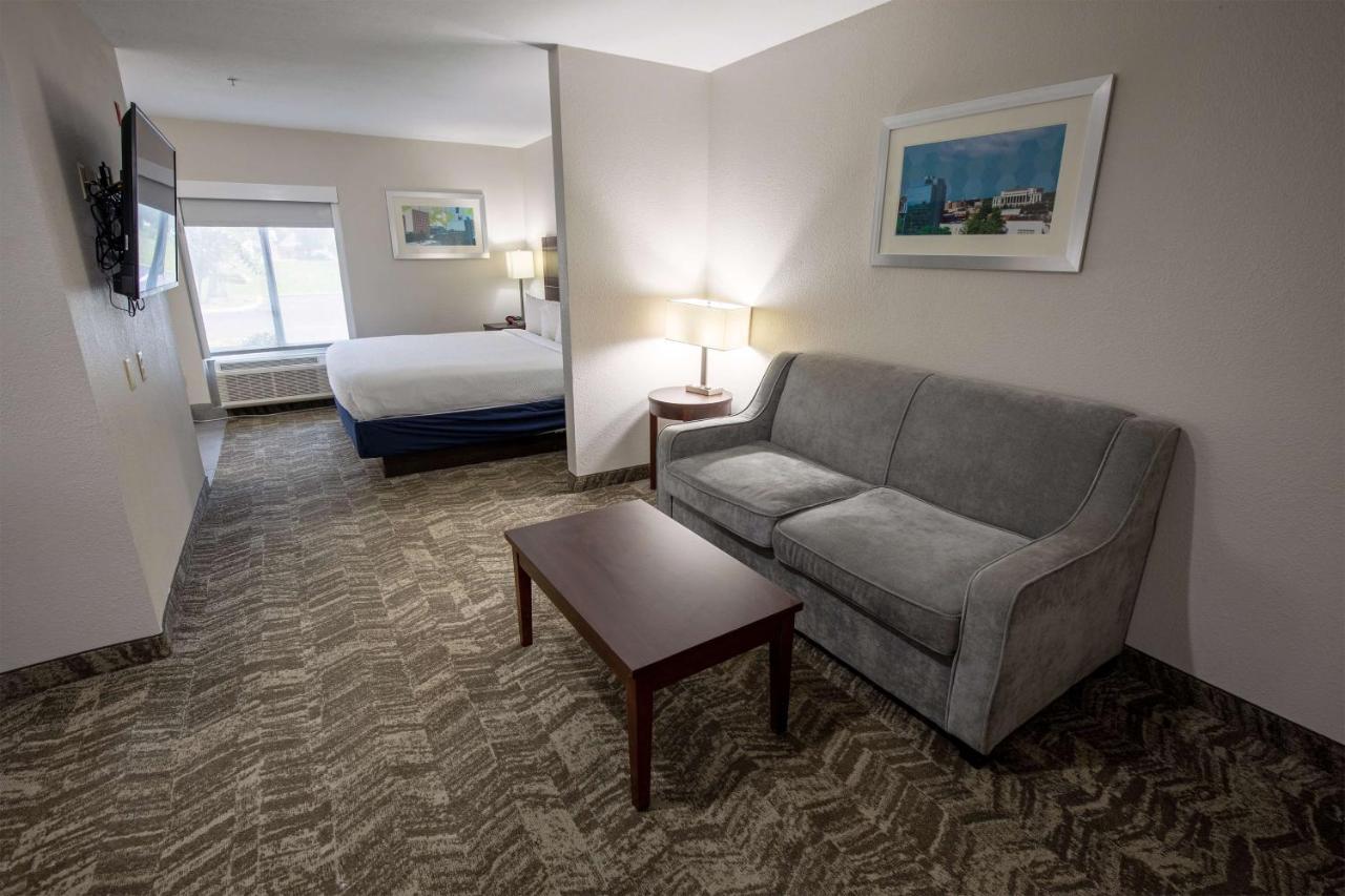 Best Western Plus Lafayette Vermilion River Inn & Suites Exterior photo